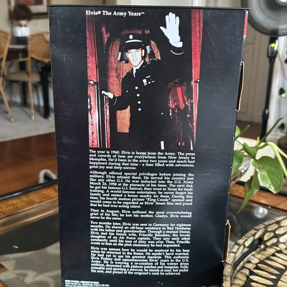 The Elvis Presley Collection - Picture 7 of 8